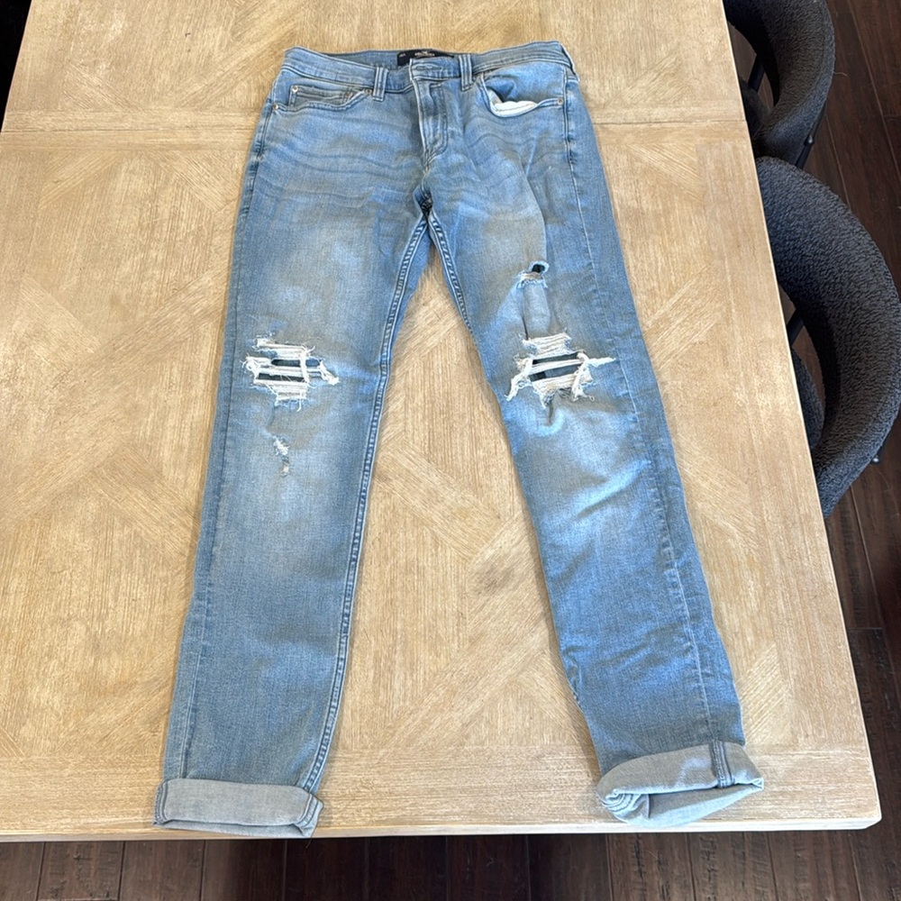 Hollister jeans